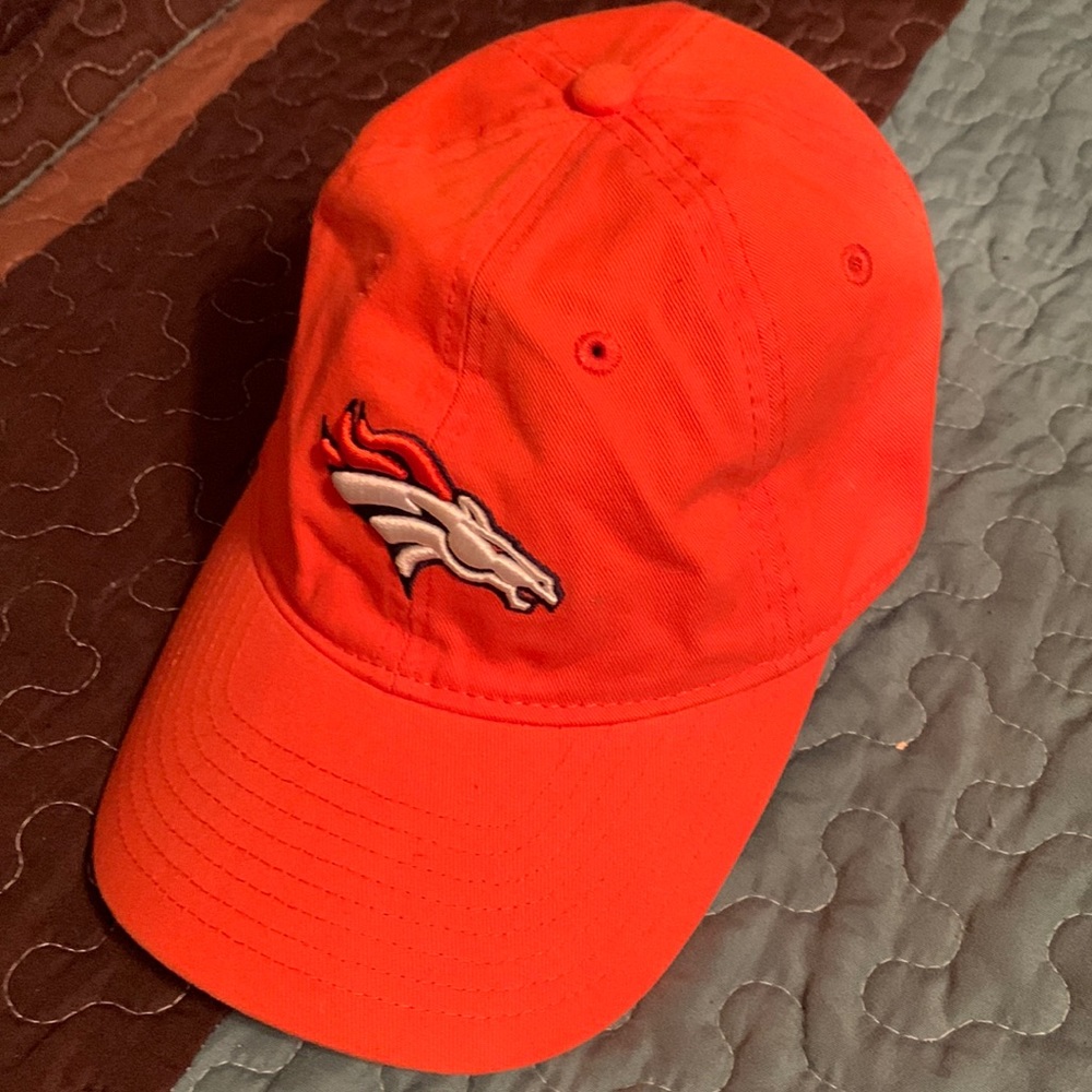 Denver Broncos hat 8/$25